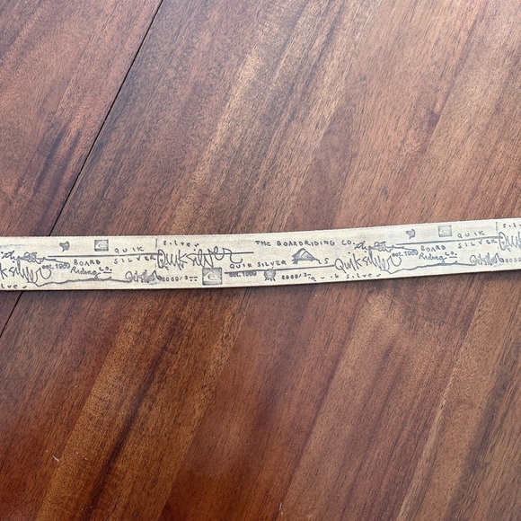 Quicksilver 100% genuine leather Men's Tan Belt graphic desing size 38 - Picture 6 of 6